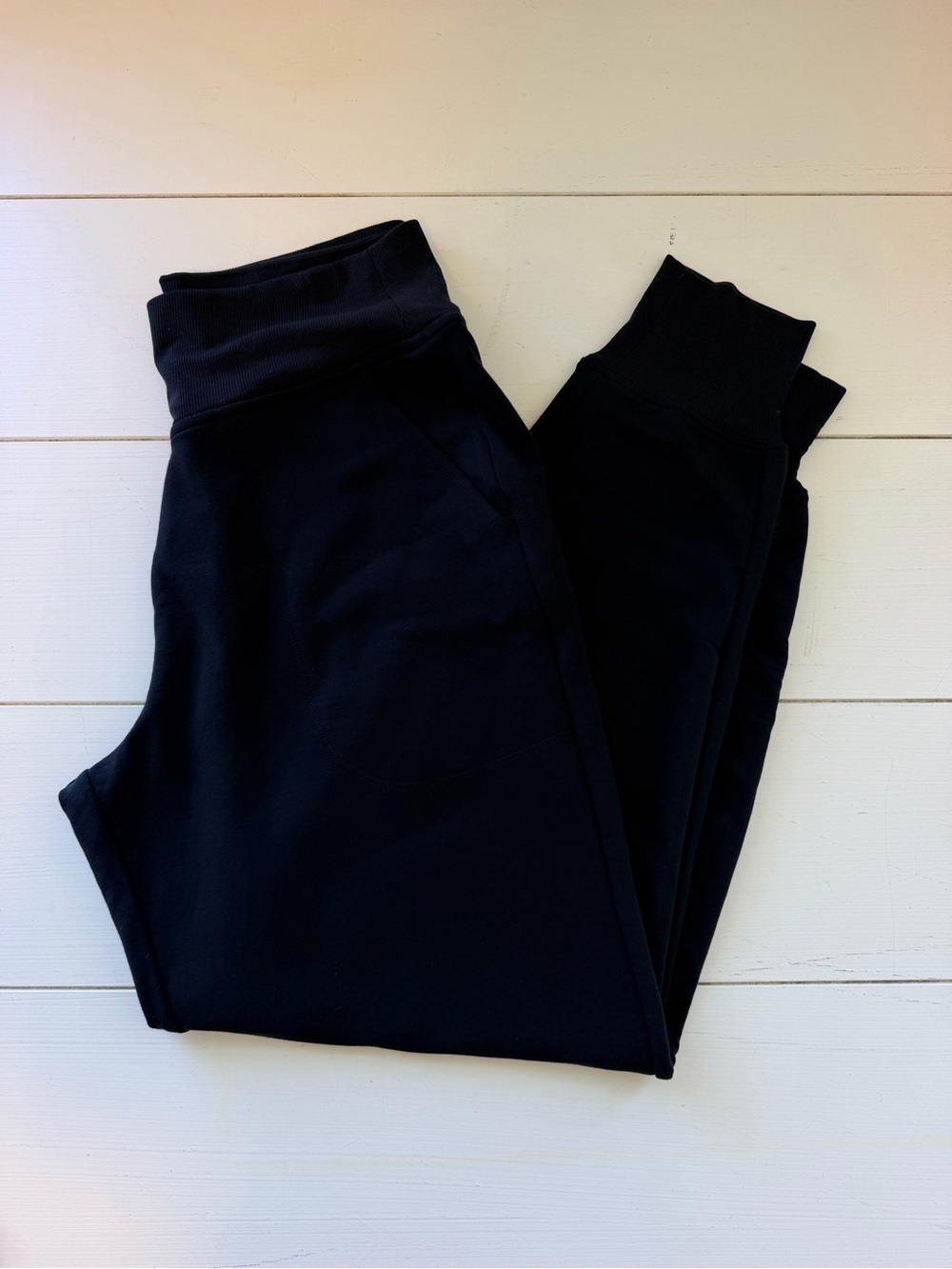 Athleta Luxe Coaster Joggers